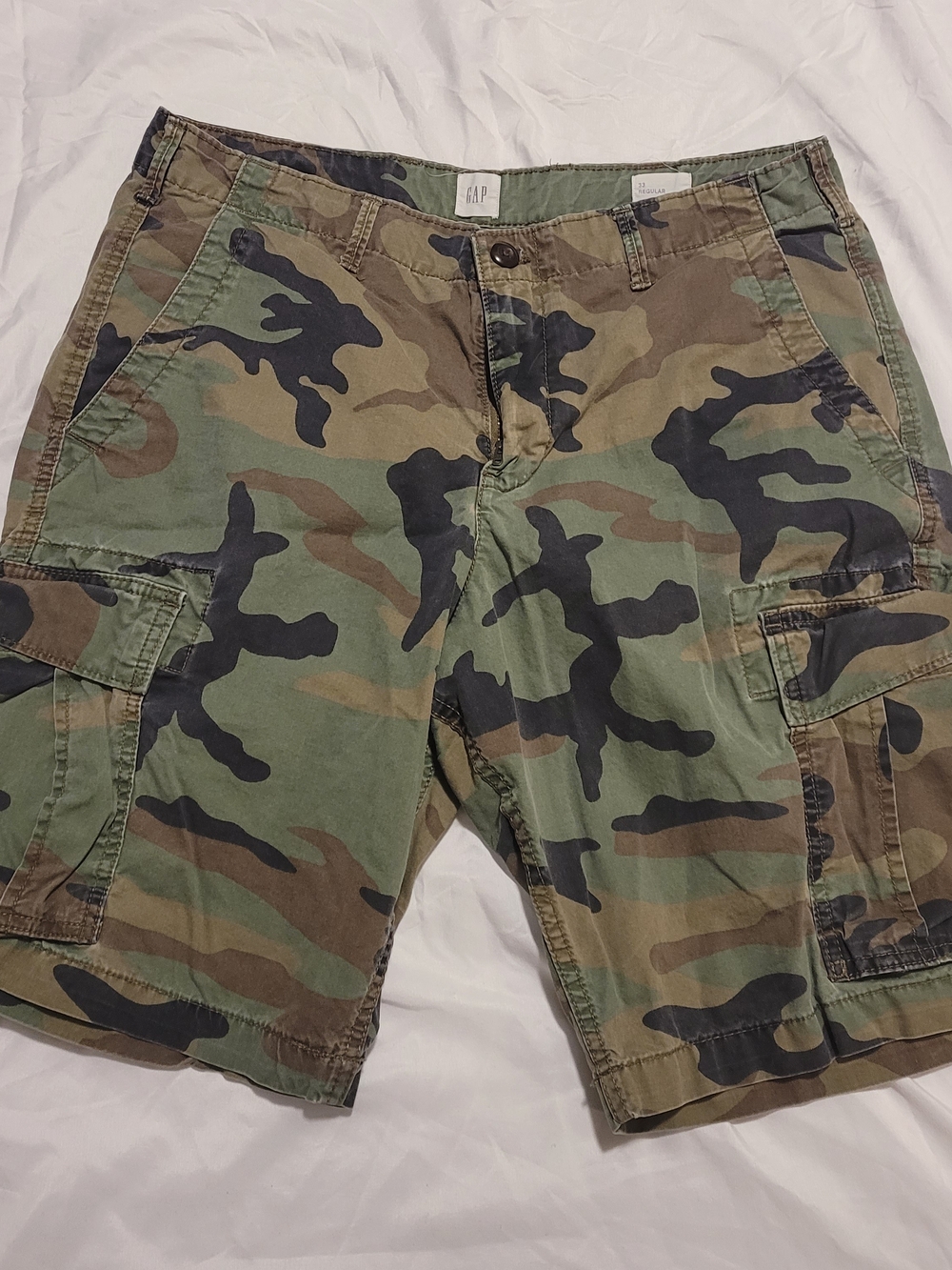 GAP Men's Camo Cargo Shorts - Green & Brown Camouflage